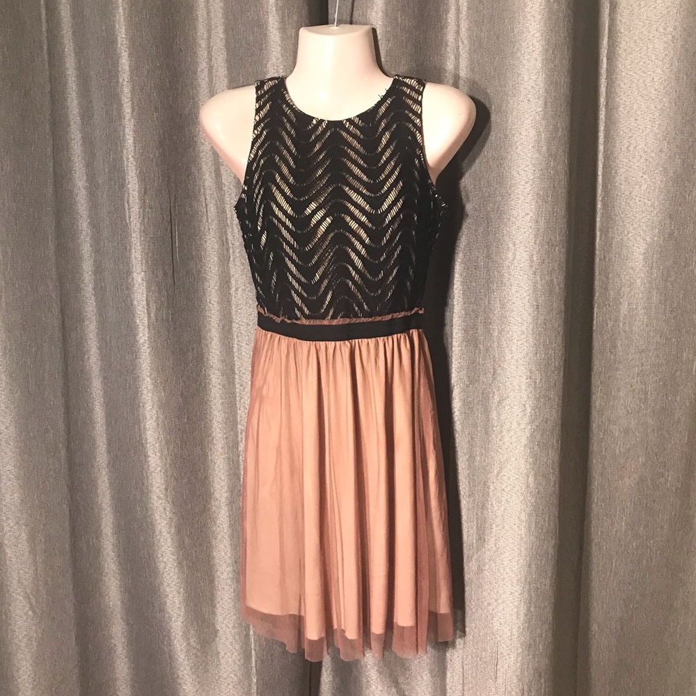 Speechless Beautiful Mesh Speechless Cocktail Laced Dress